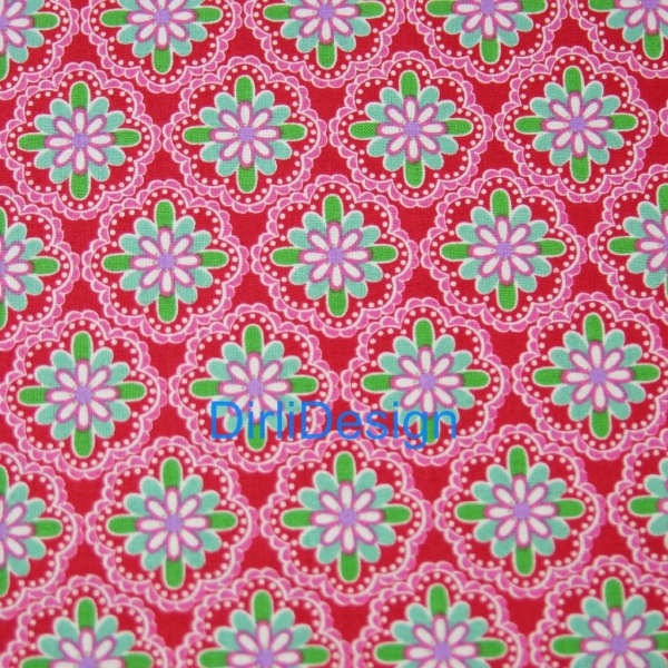 Sechseck 1.5" Dena Fishbein Love and Joy-Lace-Red